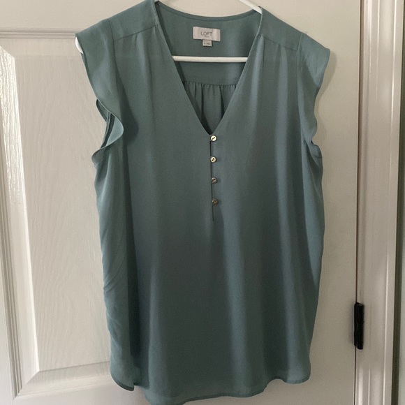 Loft new silky ruffle sleeve top - Picture 1 of 5